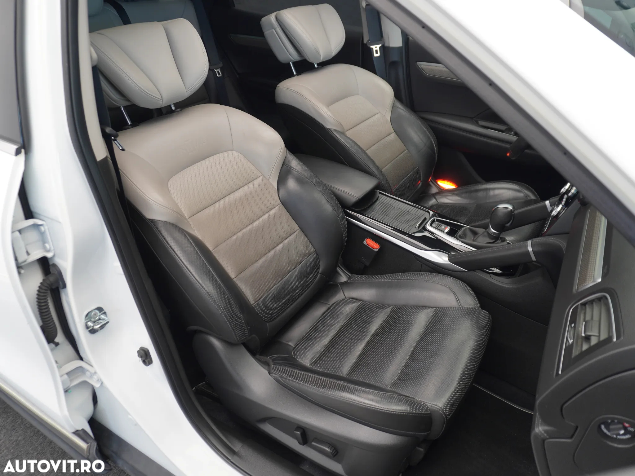 Renault Koleos 2.0 Energy dCi X-TRONIC Intens - 8