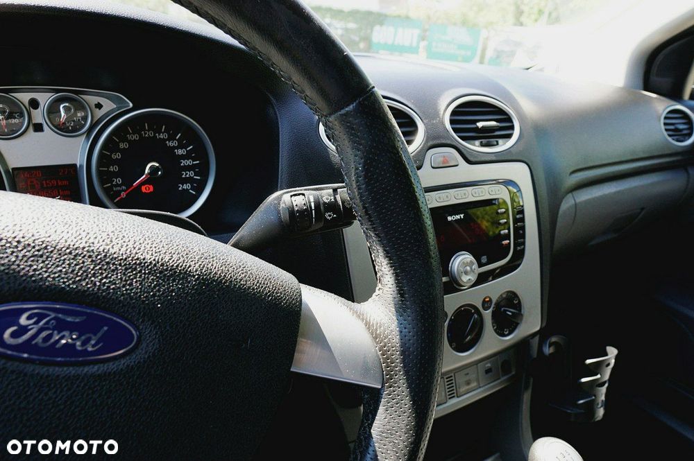 Ford Focus - 24