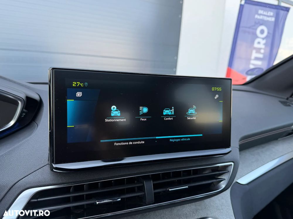 Peugeot 3008 PHEV 300 EAT8 4X4 GT - 32