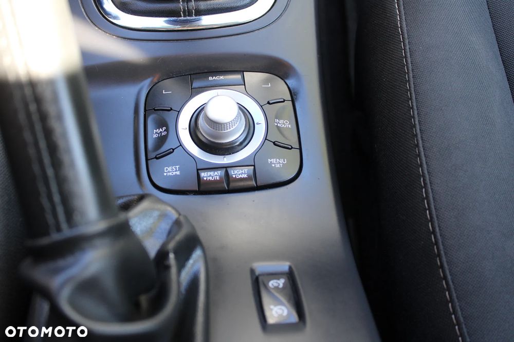 Renault Megane ENERGY TCe 115 Start & Stopp LIMITED - 22