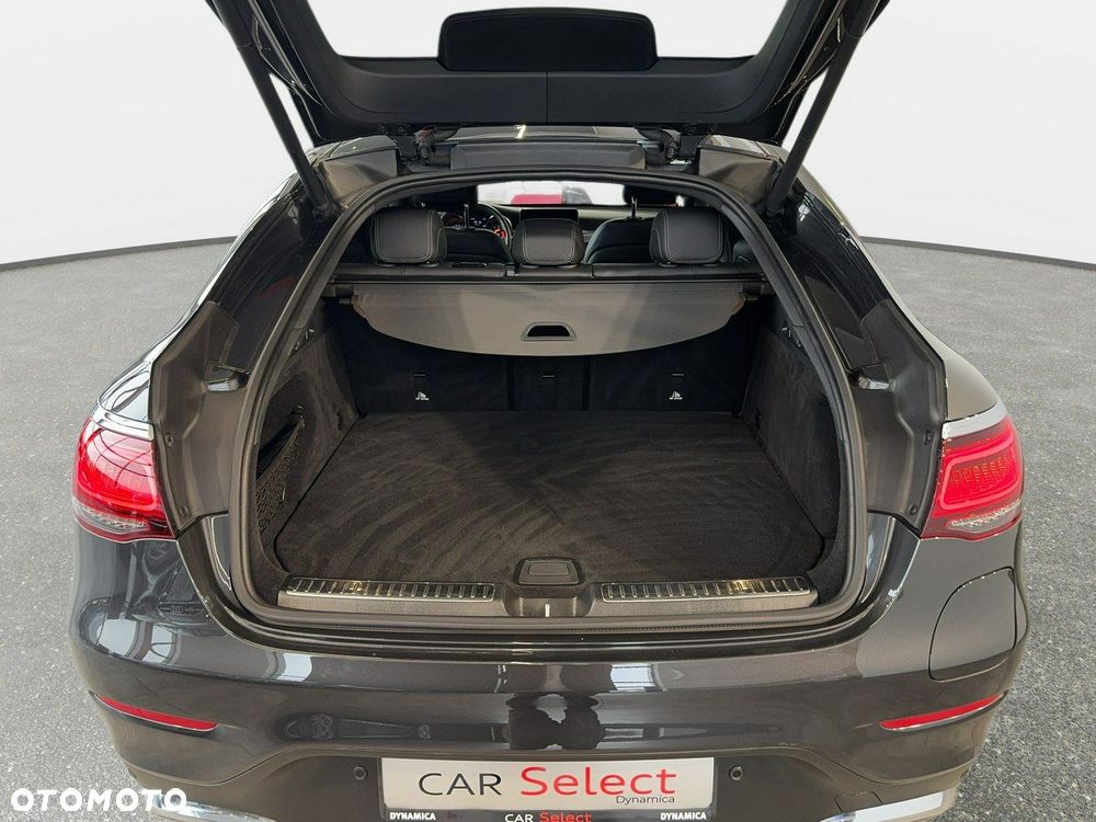 Mercedes-Benz GLC - 13