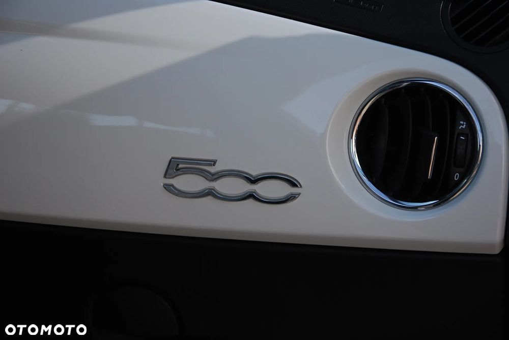 Fiat 500 ver-1-0-hybrid-dolcevita - 32