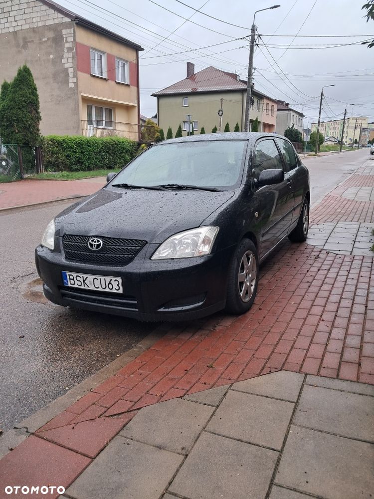 Toyota Corolla - 1