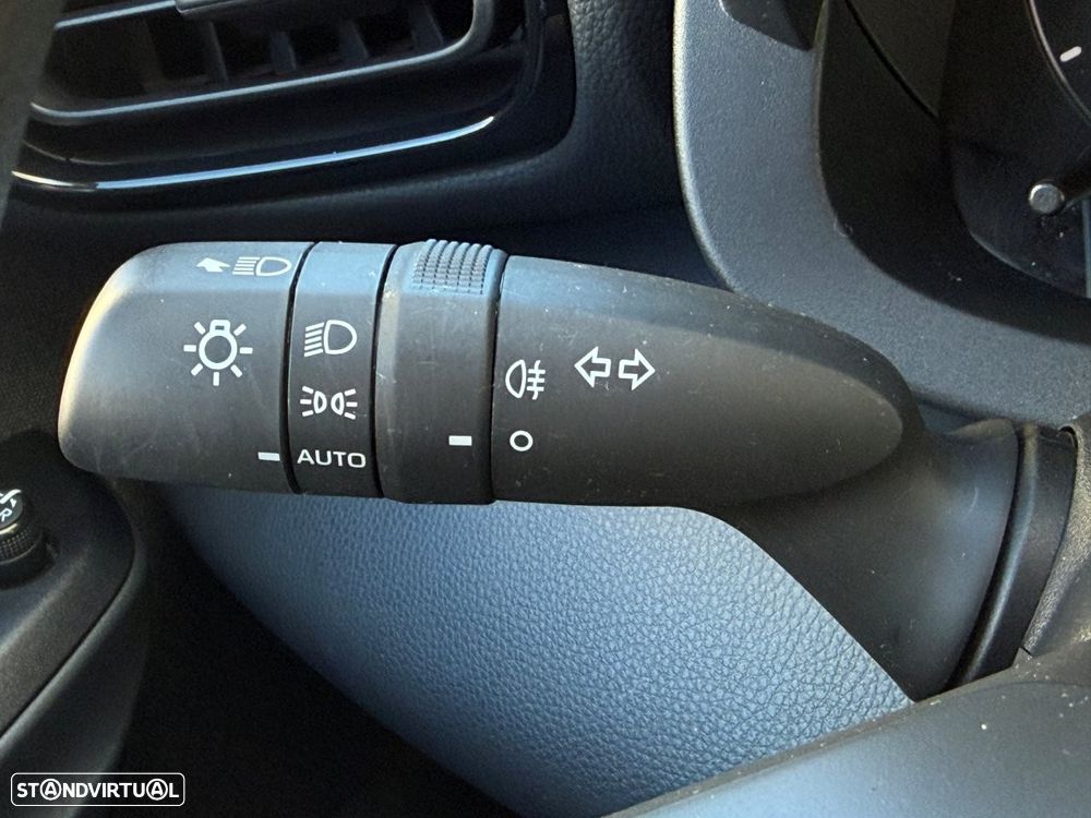 Toyota Yaris 1.0 VVT-i Comfort - 25