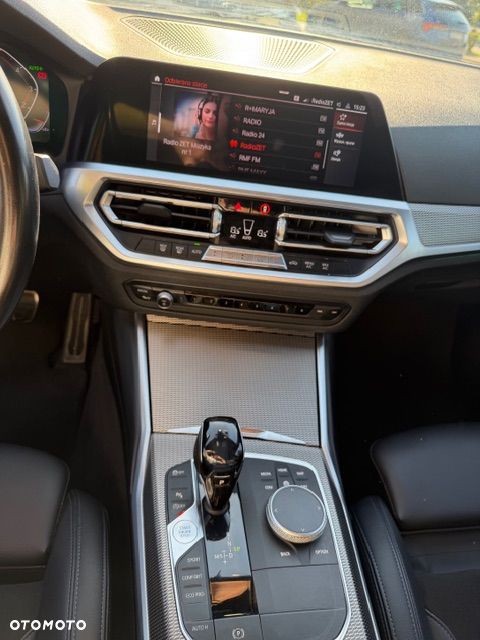 BMW Seria 3 330i M Sport sport - 15