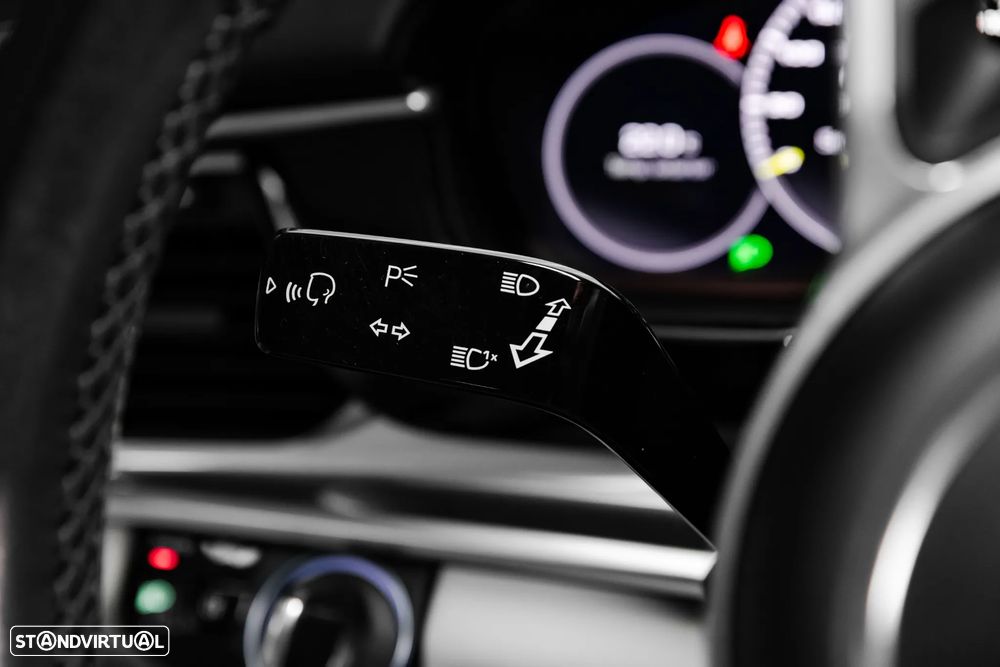 Porsche Panamera Sport Turismo 4 E-Hybrid - 37