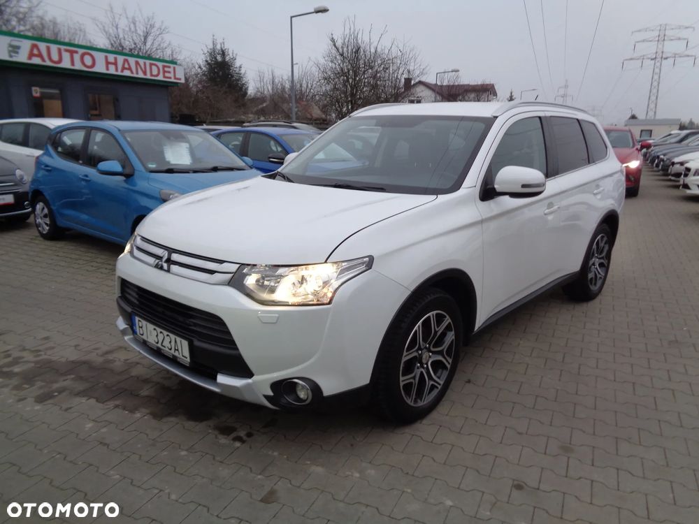 Mitsubishi Outlander 2.0 Intense Comfort 4WD CVT - 3