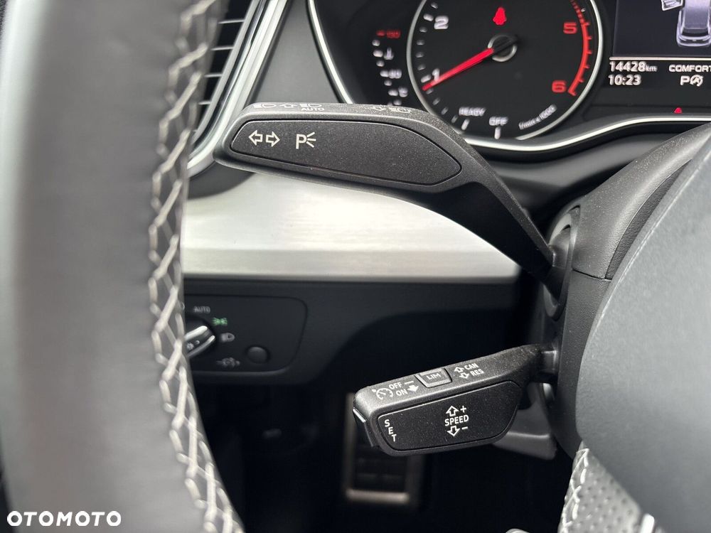 Audi Q5 Sportback - 13