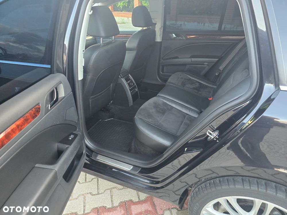 Skoda Superb 2.0 TDI 4x4 Exclusive - 19