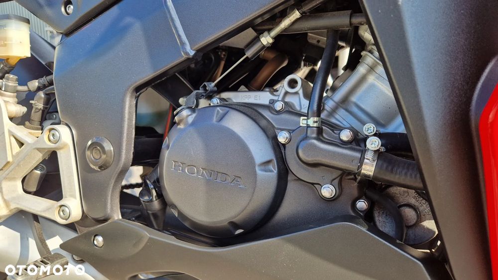 Honda CBR - 7