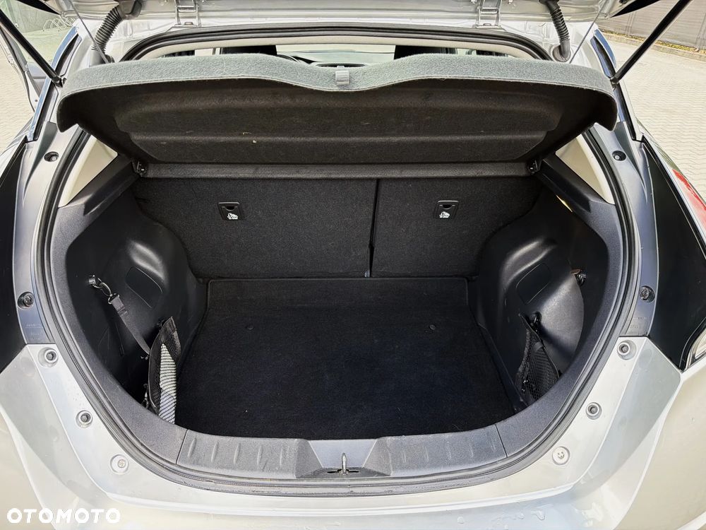 Nissan Leaf 40kWh N-Connecta - 19