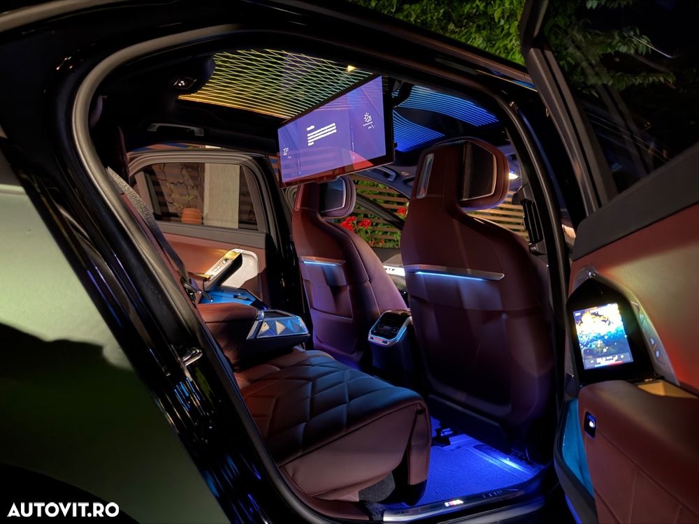 BMW Seria 7 - 22
