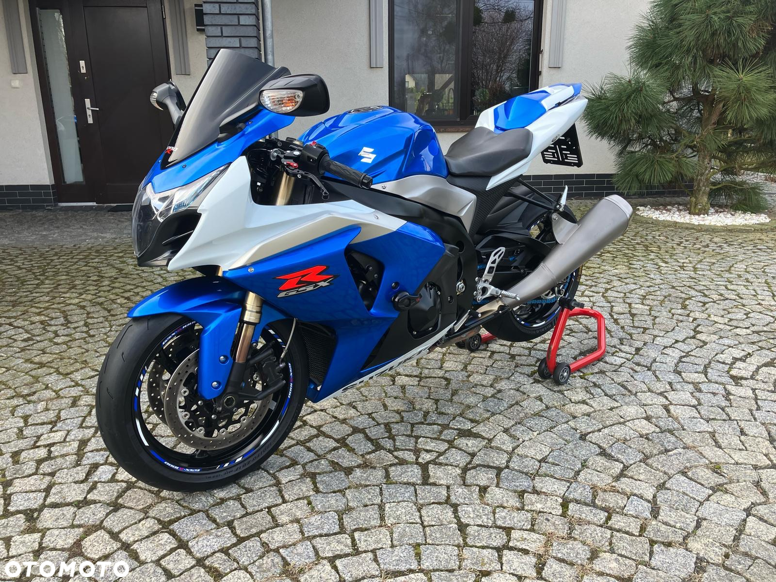 Suzuki GSX-R - 2