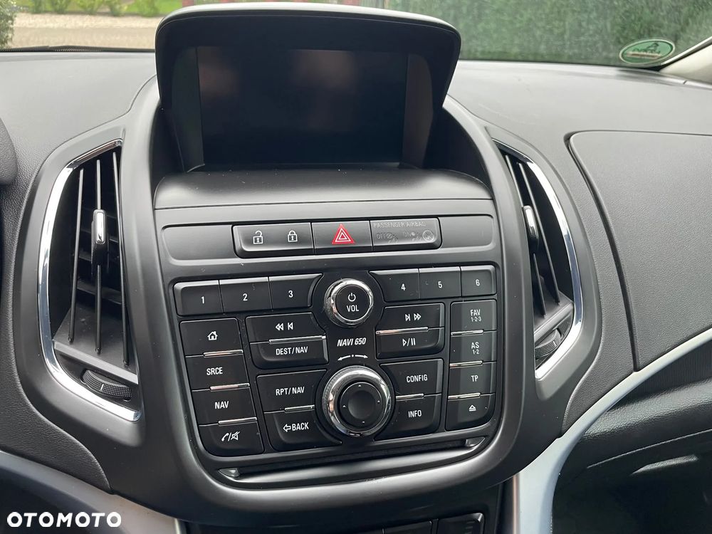 Opel Zafira - 14