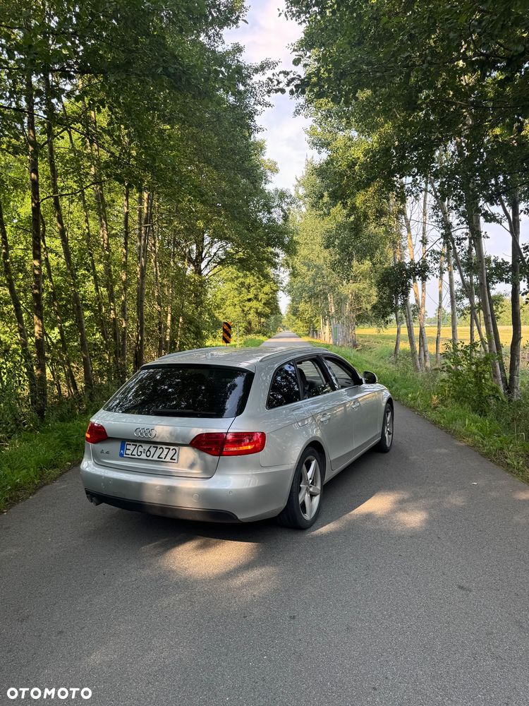 Audi A4 Avant - 6