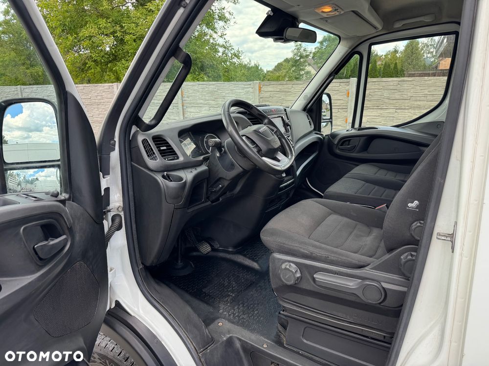 Iveco DAILY - 12