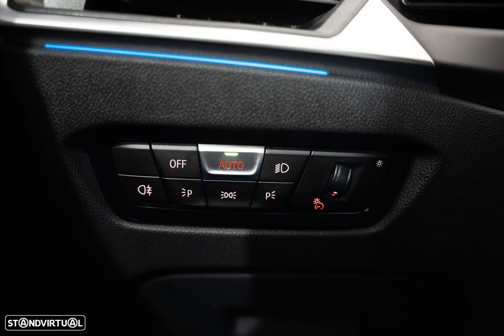 BMW i4 eDrive40 Pack Desportivo M - 13