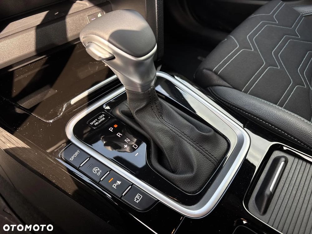 Kia XCeed 1.6 T-GDI Tribute DCT - 17