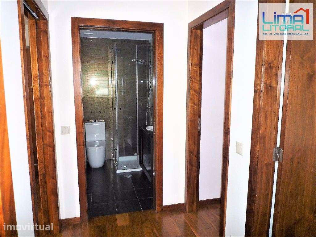 Moderno T2 com garagem individual - Grande imagem: 5/18