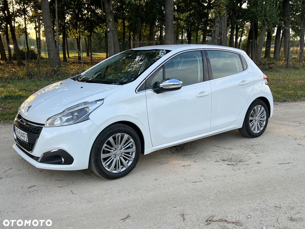 Peugeot 208 1.2 PureTech Allure S&S EAT6 - 2