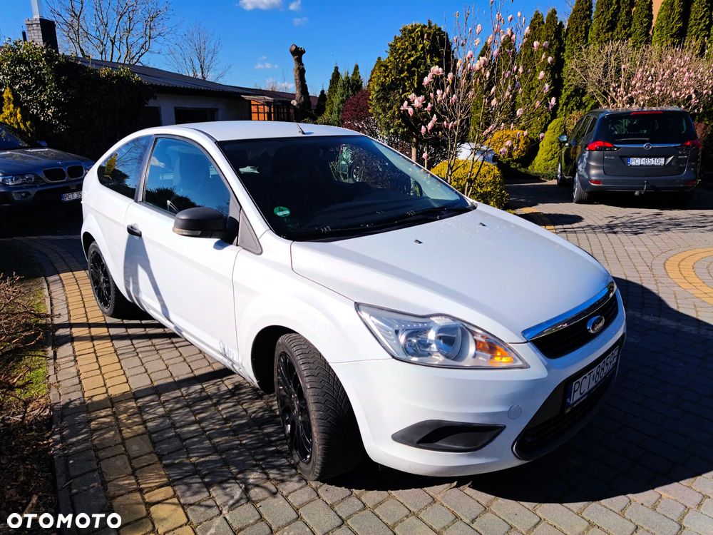 Ford Focus 1.4 16V Style+ - 12