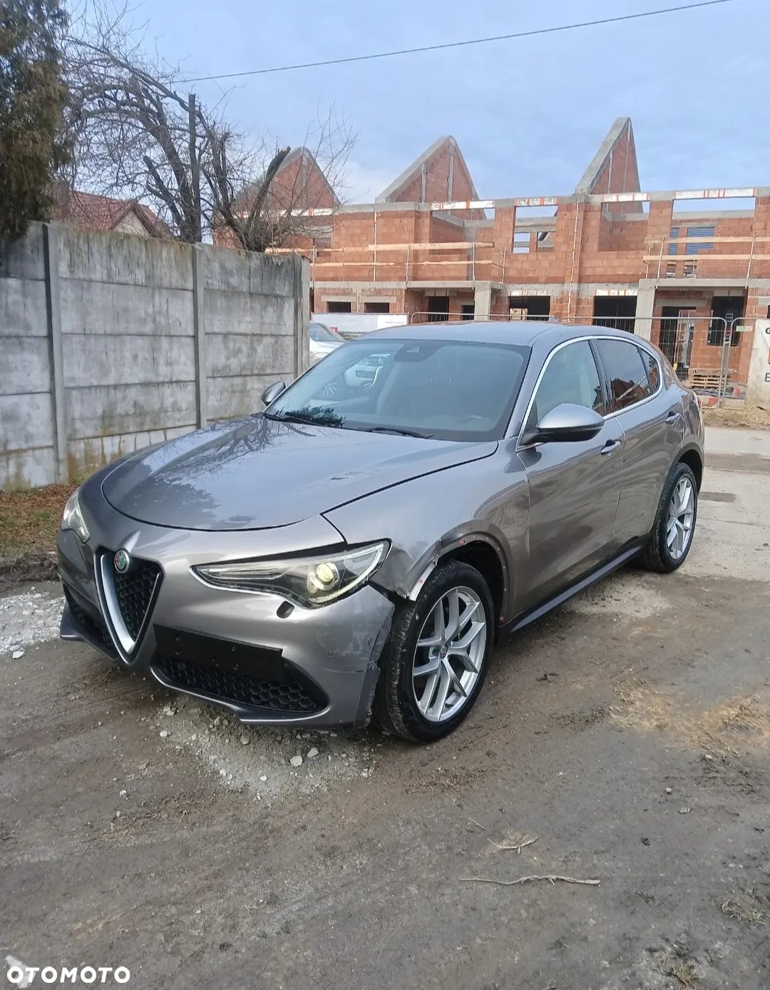 Alfa Romeo Stelvio 2.0 Turbo 16V AT8-Q4 First Edition - 5
