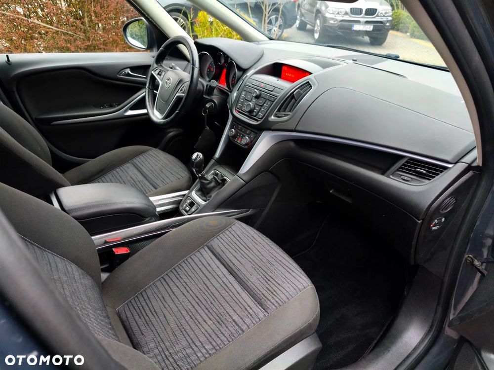 Opel Zafira Tourer 1.4 Turbo Business Edition - 28