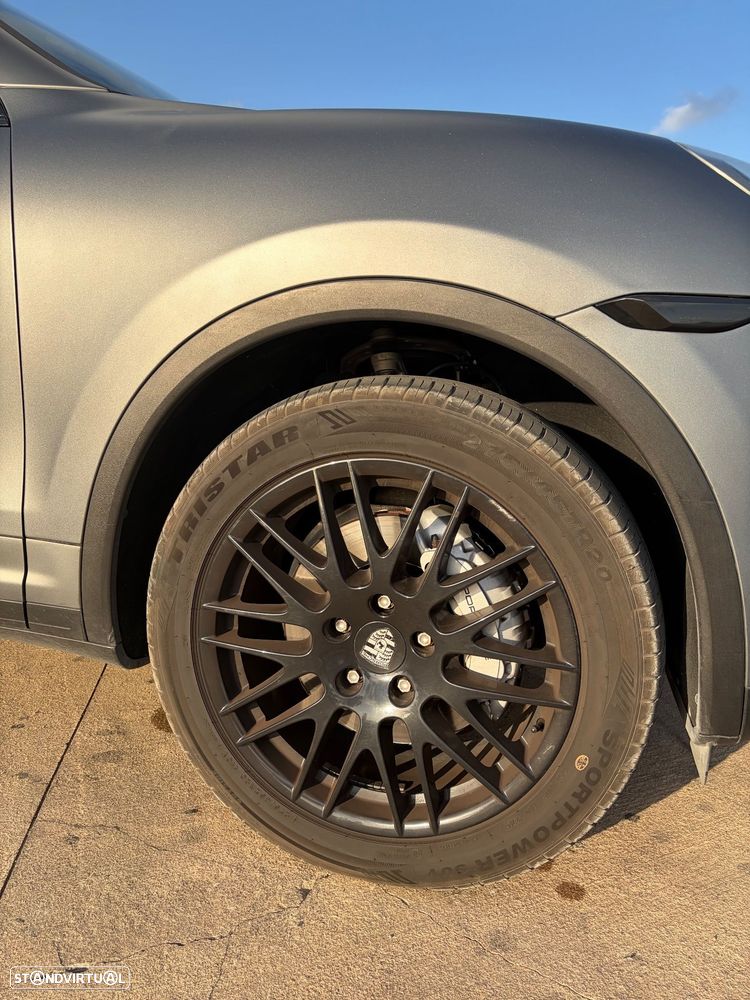 Porsche Cayenne S - 7