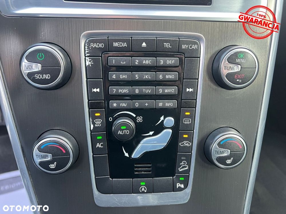 Volvo XC 60 D5 AWD R-Design Summum - 31