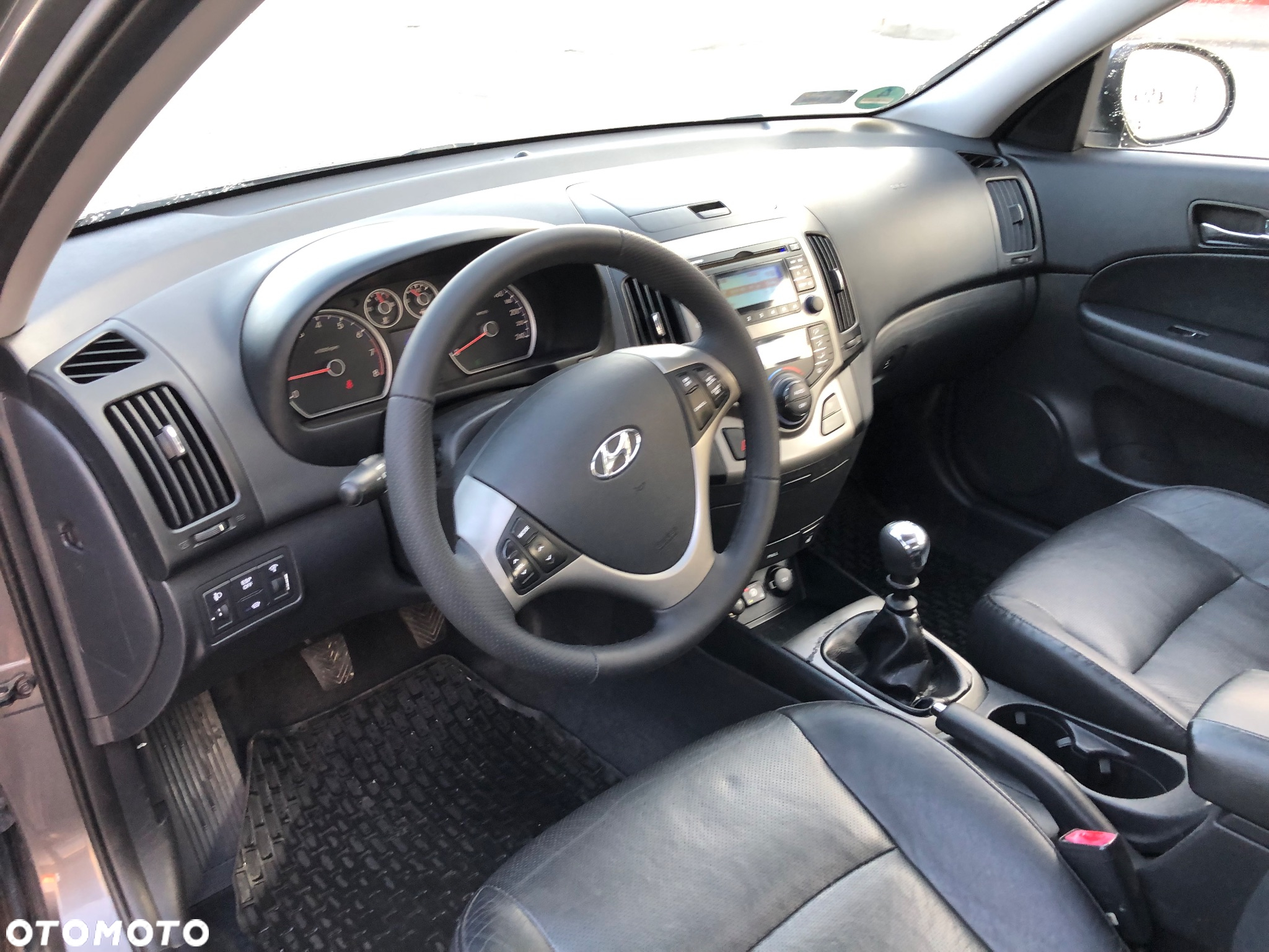 Hyundai i30 2.0 Premium - 16