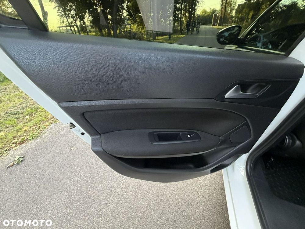 Peugeot 308 - 21