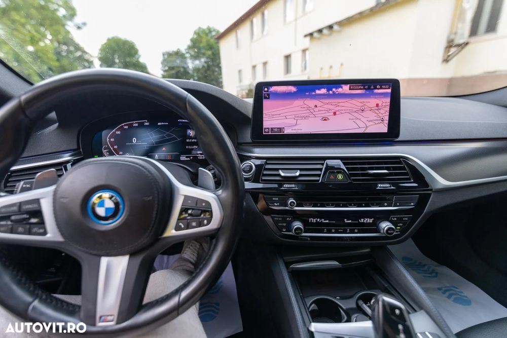 BMW Seria 5 - 12