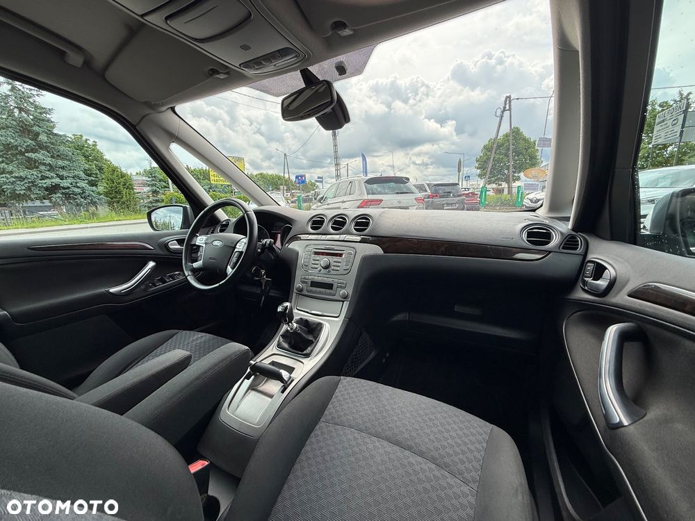 Ford Galaxy - 18