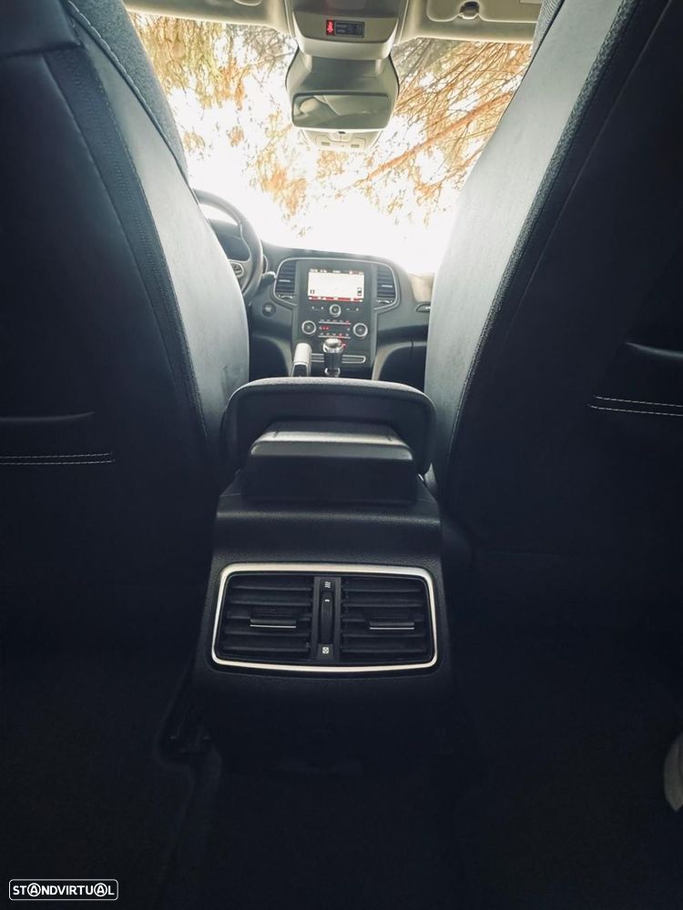 Renault Mégane 1.5 Blue dCi Bose Edition - 16