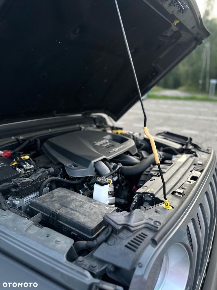 Jeep Wrangler - 9