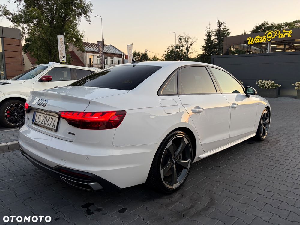 Audi A4 Limousine - 5