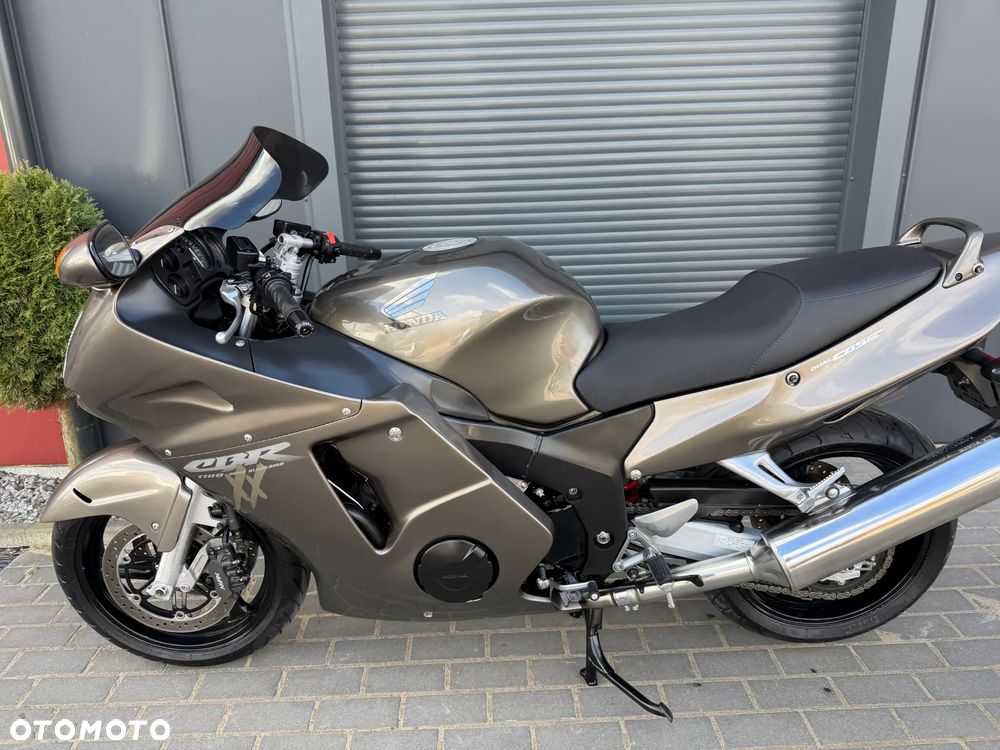 Honda CBR - 19