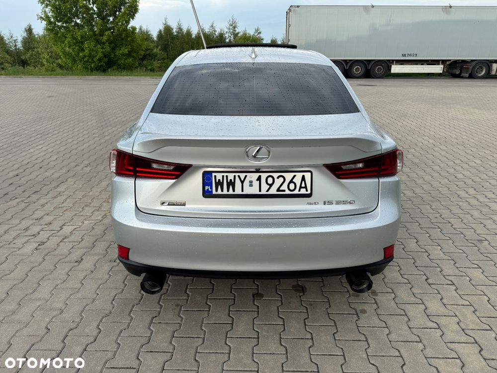 Lexus Inny - 7