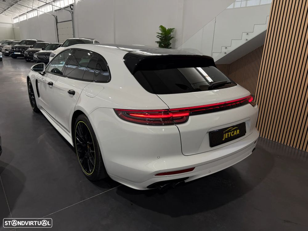 Porsche Panamera Sport Turismo 4 E-Hybrid Platinum Edition - 3