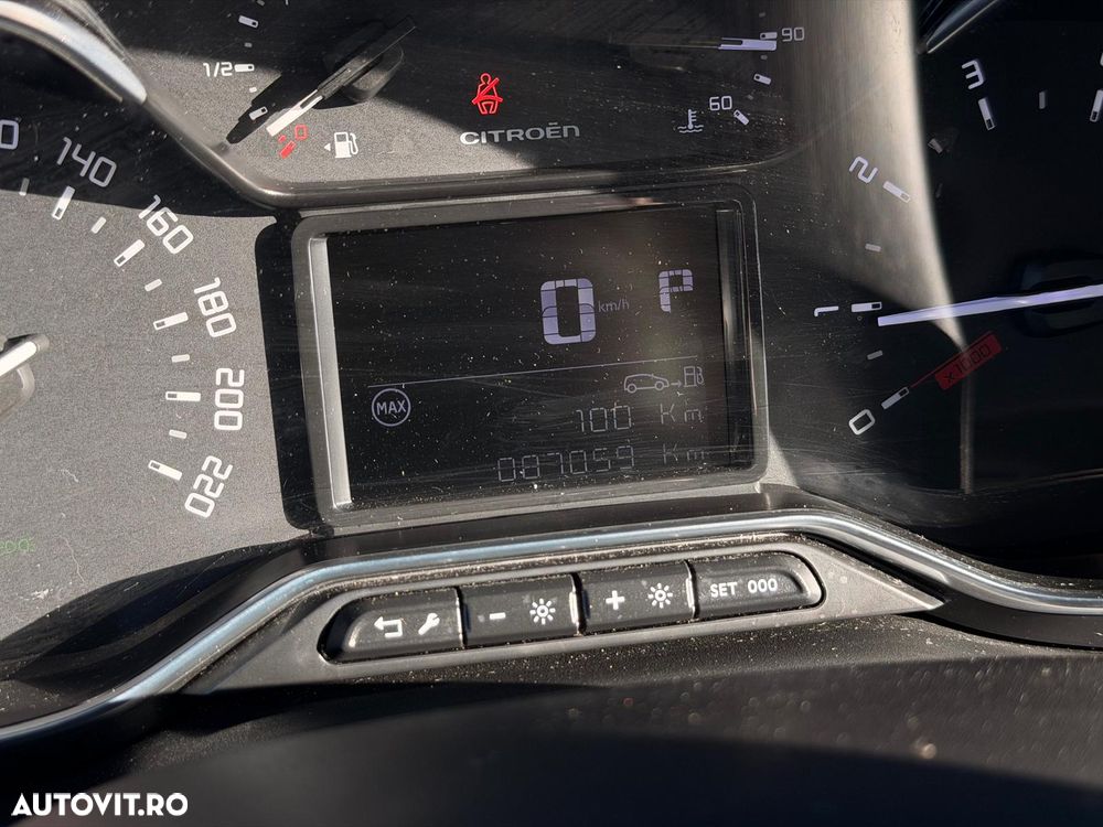 Citroën C3 AIRCROSS 1.2 PureTech S&S EAT6 Shine Pack - 35