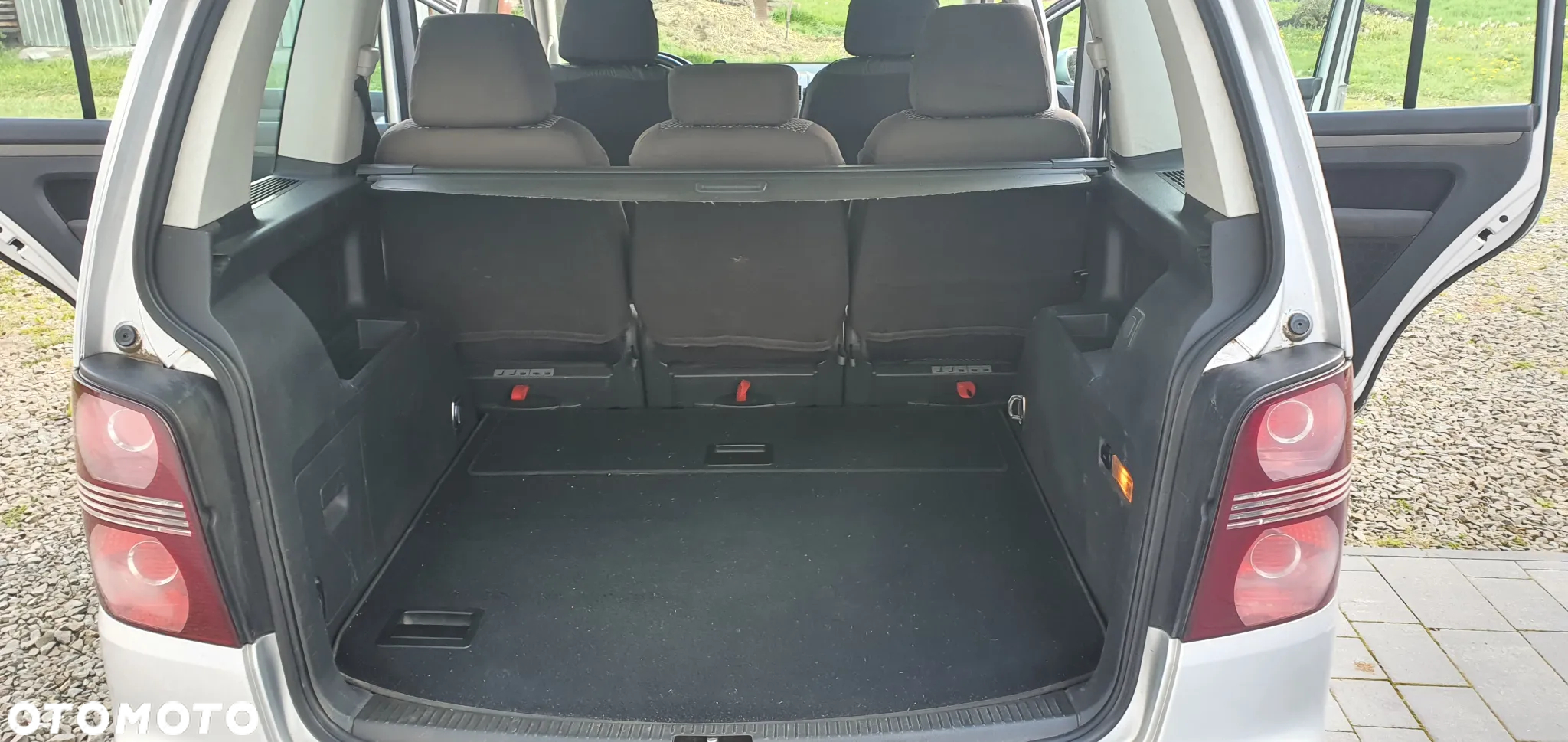 Volkswagen Touran 1.9 TDI Trendline - 5