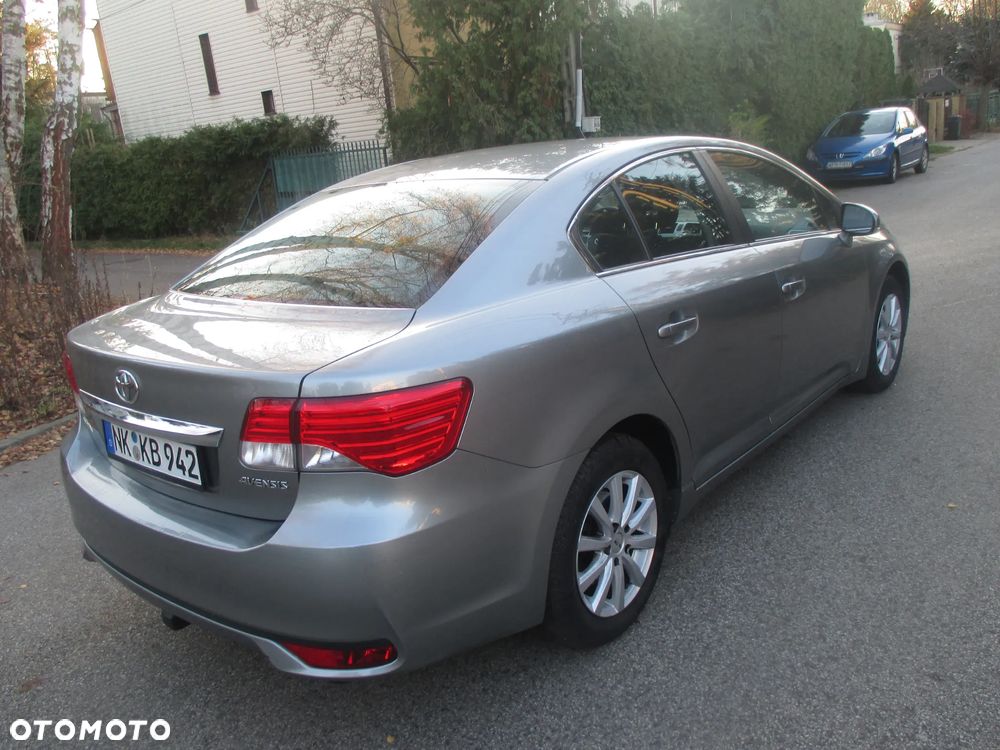 Toyota Avensis 1.8 Multidrive S Comfort - 5
