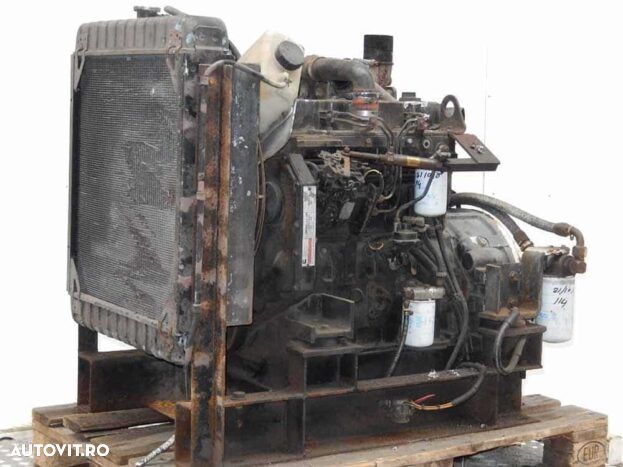 Motor cummins bt-3.9c pentru reparatii service - 1