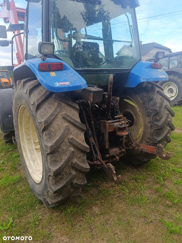 New Holland ts100