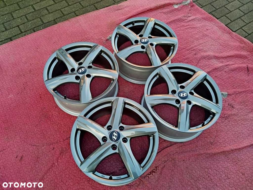 KOŁA całoroczne 16' Hyundai i35 Tucson - ET45 - 5x114,3 - 215/65/16 - 6