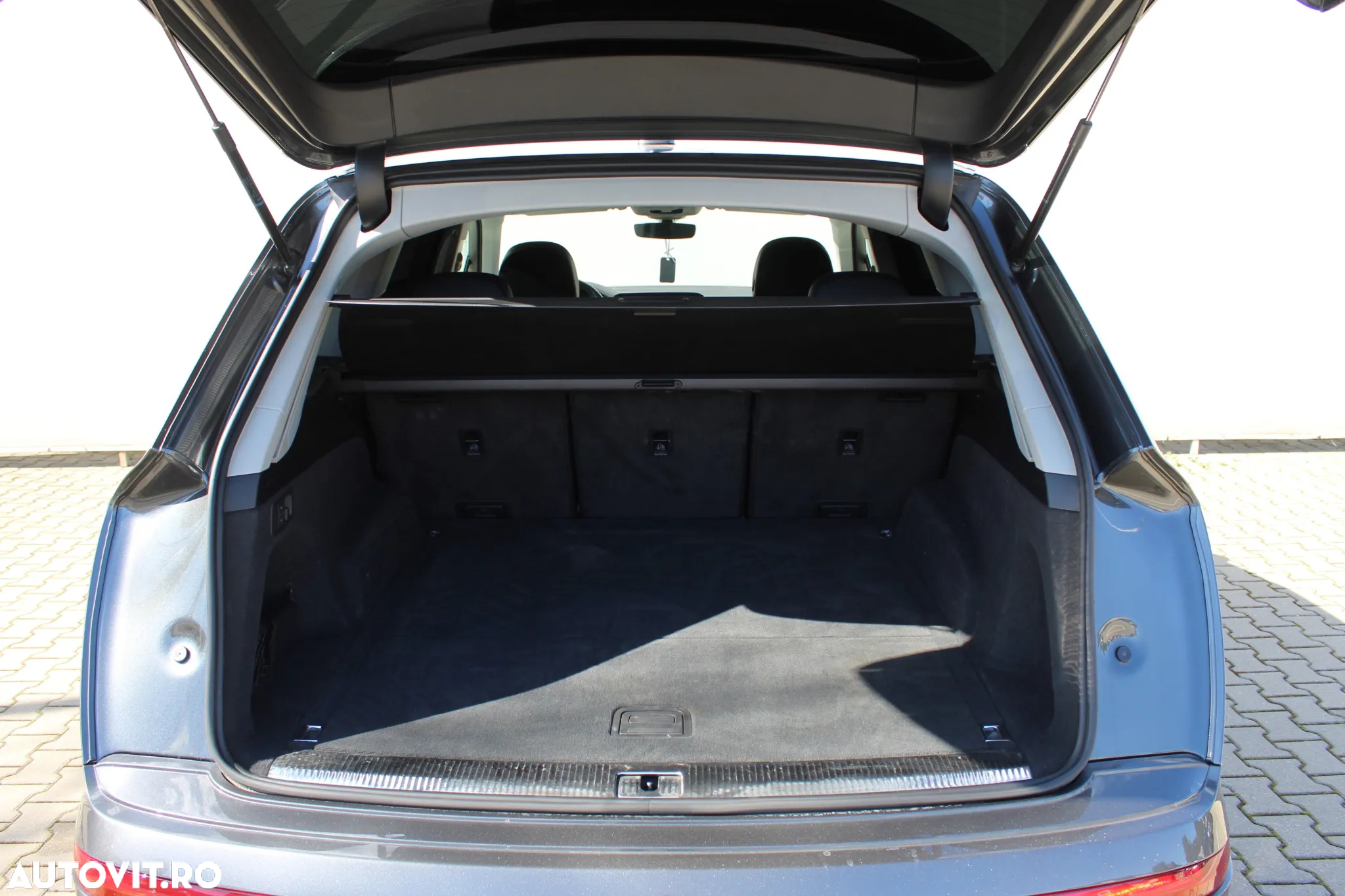 Audi Q7 3.0 50 TDI quattro Tiptronic S Line - 9