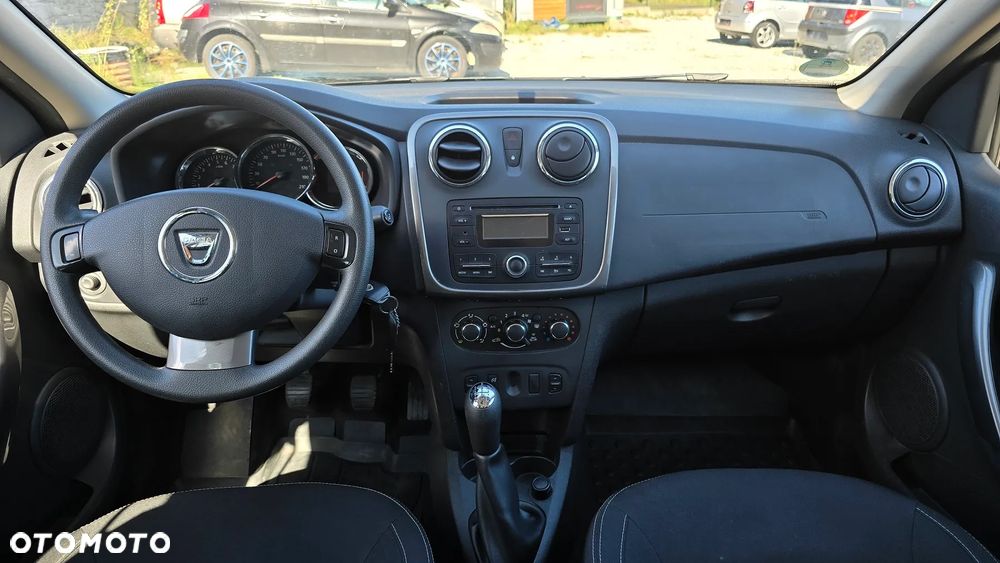 Dacia Logan 1.2 16V Access - 22