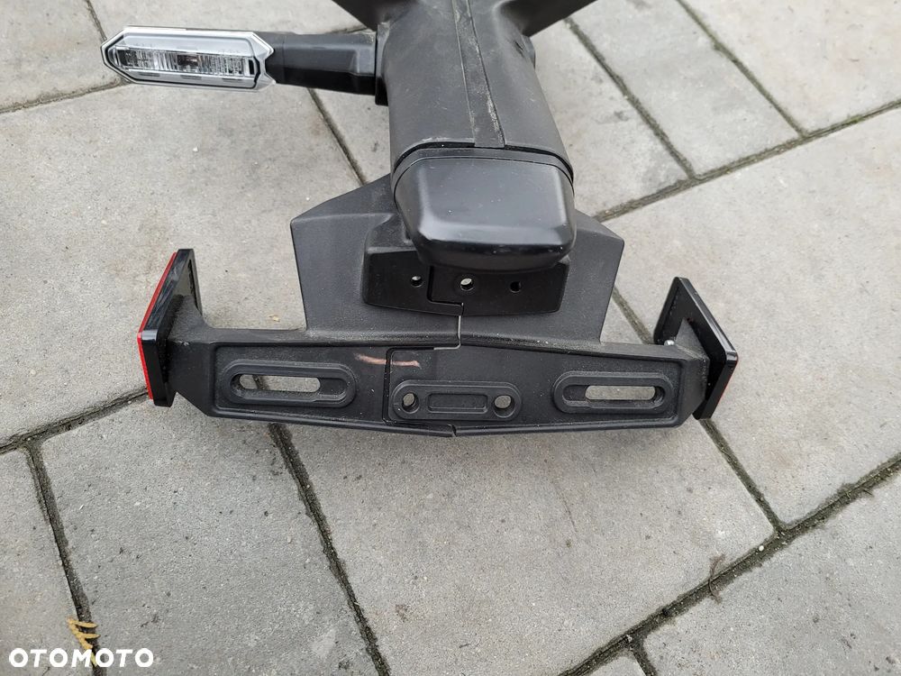 Mocowanie, podświetlanie tablicy rejestracyjnej, ogon, kierunkowskaz Kawasaki Z900 Z 900 - 7