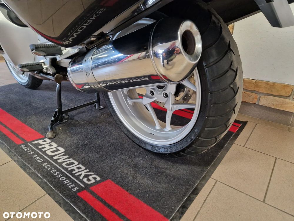 BMW RT - 25