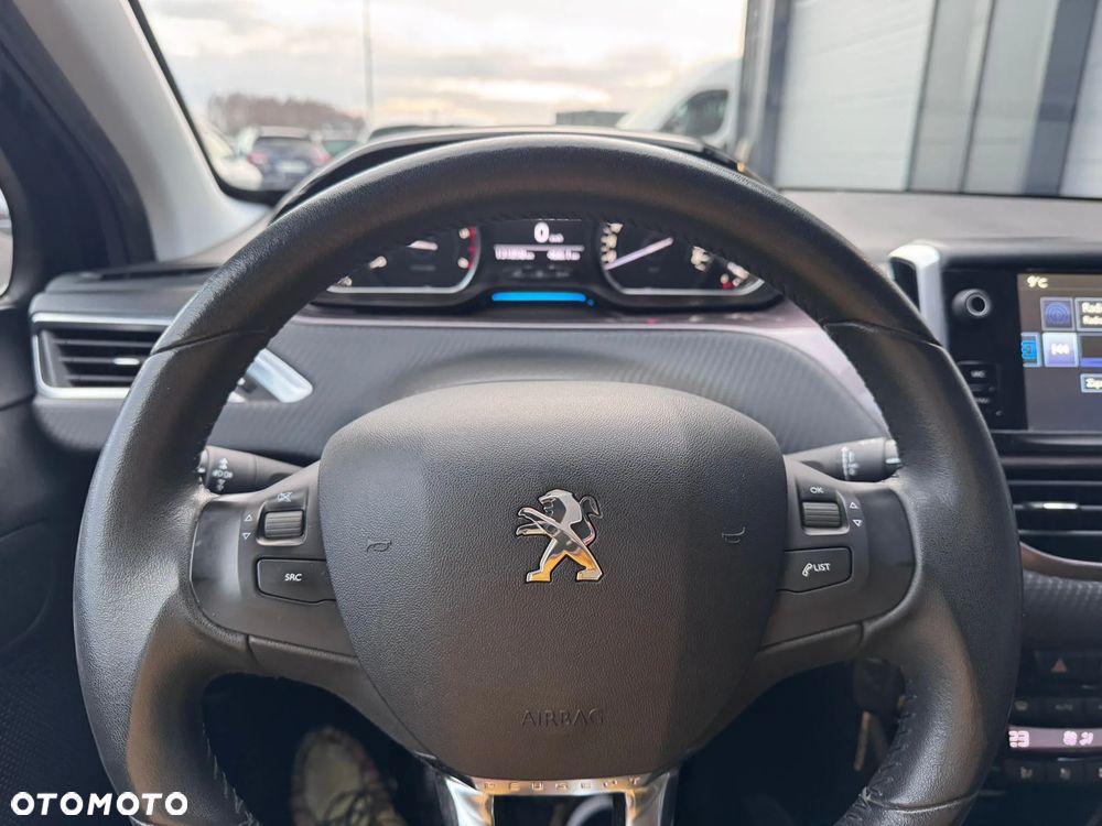 Peugeot 2008 1.6 e-HDi Allure S&S - 8